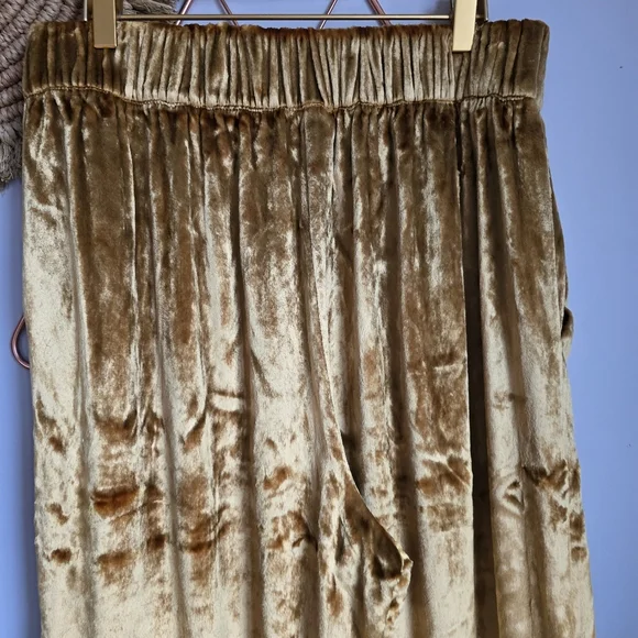 Anthropologie, New, Maeve Anastacia Gold Wide Leg Velvet Pants, Size Medium - Picture 8 of 12